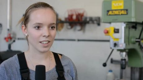 Julia Löcker