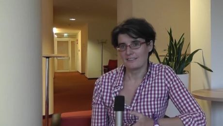 Anna Mayr