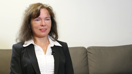 Manuela Hinterer