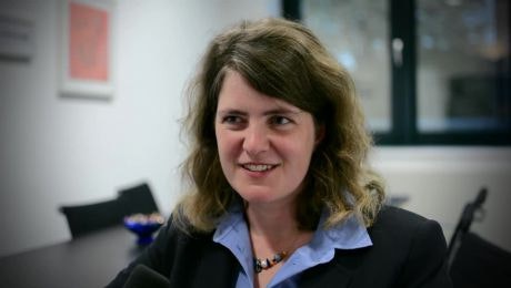 Astrid Höller